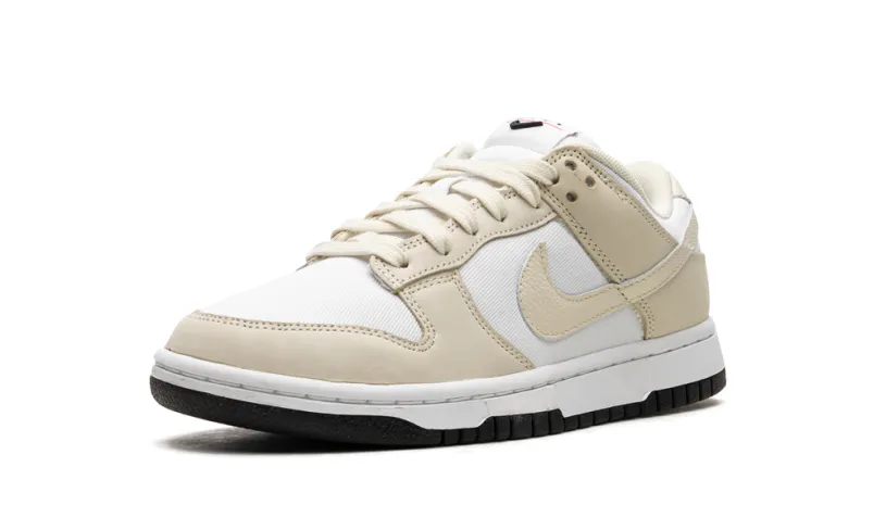 Nike Dunk NIKE DUNK LO LX WMNS 'Coconut Milk'